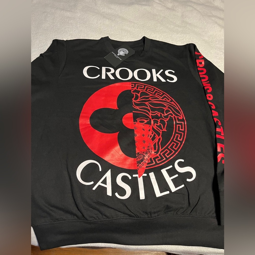 Crooks and castles crewneck